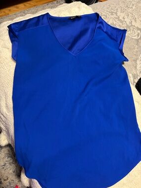 S | Express Women's V-Neck Short Sleeve Top - Royal Blue